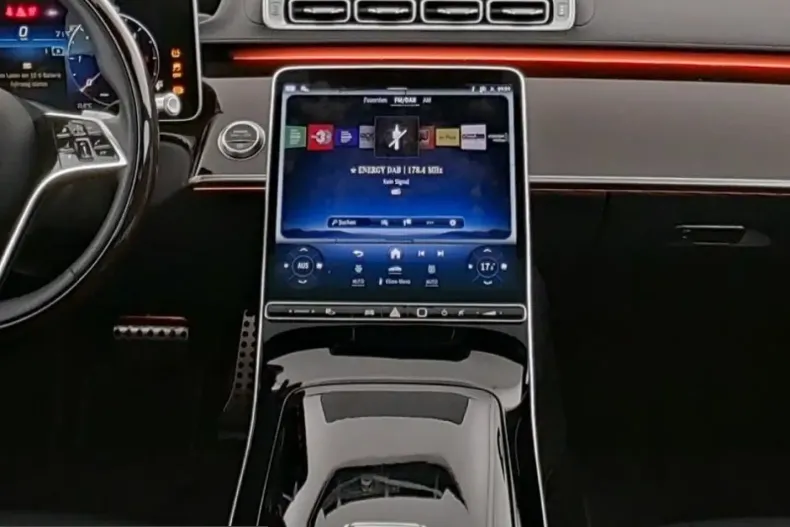 Mercedes-Benz S 350 (Clasa S) din 2025 cu 29.365 km - oferta MER199807 - foto 8