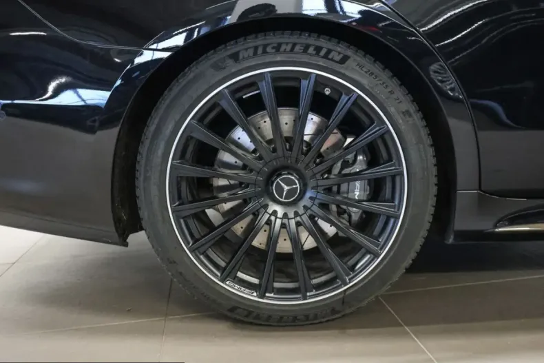 Mercedes-Benz S 63 AMG (Clasa S) din 2025 cu 28.500 km - oferta MER199824 - foto 9