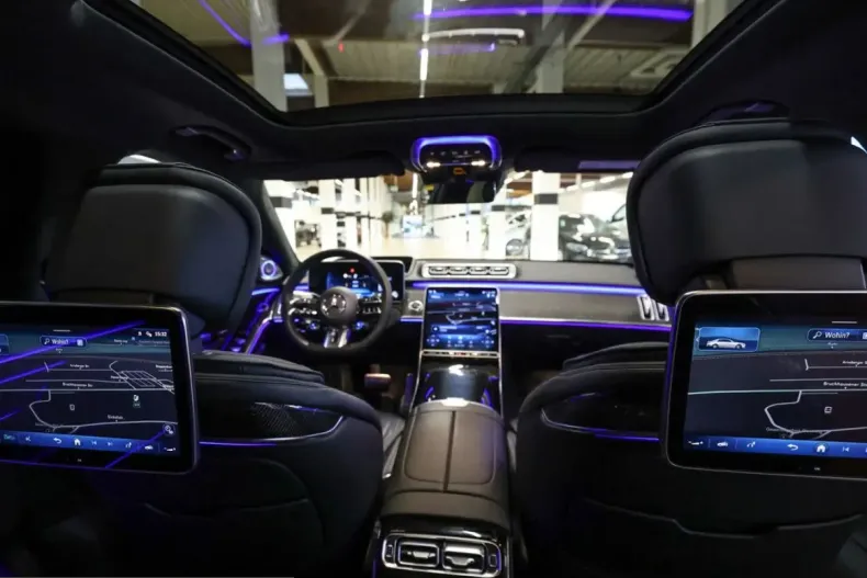 Mercedes-Benz S 63 AMG (Clasa S) din 2025 cu 28.500 km - oferta MER199824 - foto 10