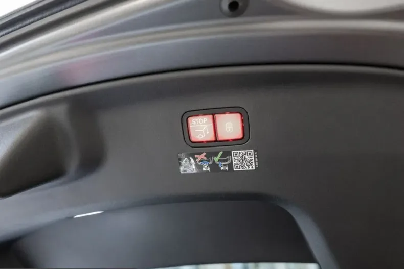 Mercedes-Benz AMG GT (Clasa GT) din 2025 cu 3.392 km - oferta MER199830 - foto 7