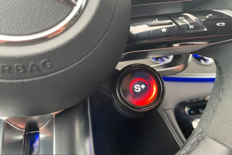 Mercedes-Benz AMG GT (Clasa GT) din 2025 cu 39.592 km - oferta MER199831 - foto 17