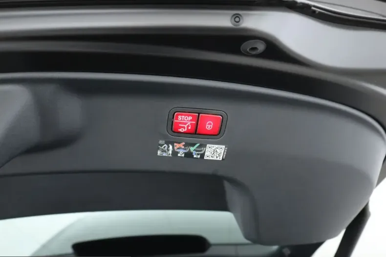 Mercedes-Benz AMG GT (Clasa GT) din 2024 cu 57.796 km - oferta MER199832 - foto 25