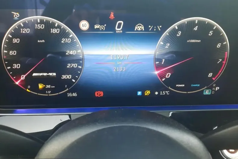 Mercedes-Benz AMG GT (Clasa GT) din 2024 cu 2.132 km - oferta MER199833 - foto 16