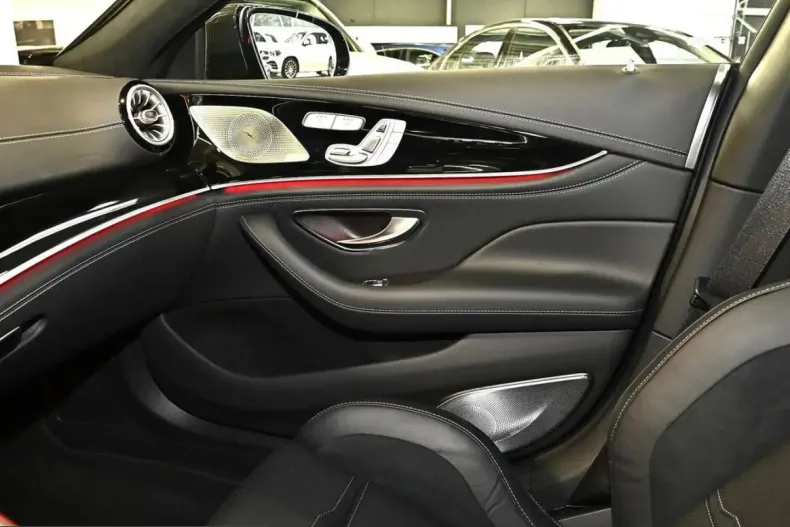 Mercedes-Benz AMG GT (Clasa GT) din 2025 cu 4.989 km - oferta MER199838 - foto 17