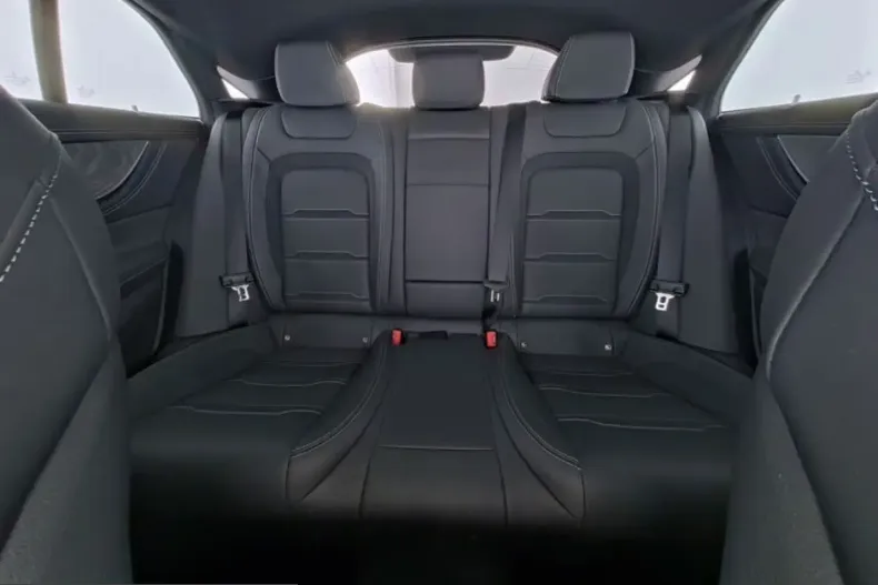 Mercedes-Benz AMG GT (Clasa GT) din 2024 cu 29.990 km - oferta MER199845 - foto 5