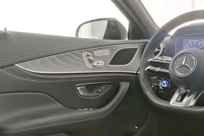 Mercedes-Benz AMG GT (Clasa GT) din 2024 cu 29.990 km - oferta MER199845 - foto 6