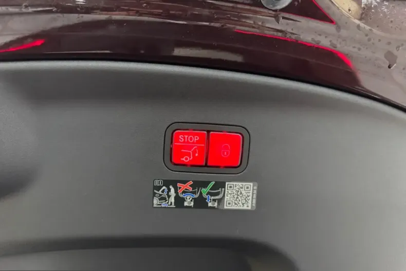 Mercedes-Benz AMG GT (Clasa GT) din 2024 cu 14.400 km - oferta MER199849 - foto 11