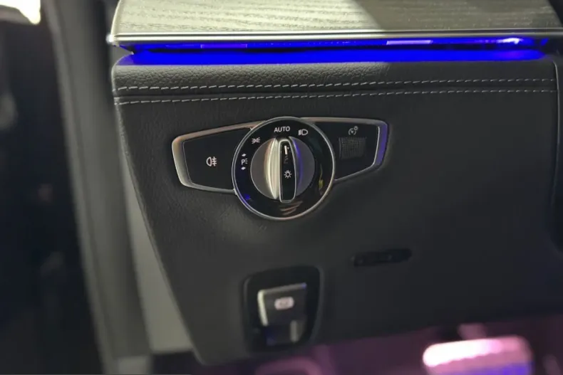 Mercedes-Benz AMG GT (Clasa GT) din 2024 cu 14.400 km - oferta MER199849 - foto 23