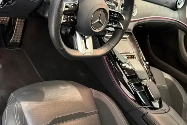 Mercedes-Benz AMG GT (Clasa GT) din 2024 cu 25.000 km - oferta MER199854 - foto 13