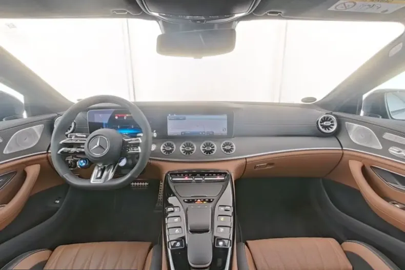 Mercedes-Benz AMG GT (Clasa GT) din 2025 cu 19.025 km - oferta MER199855 - foto 6