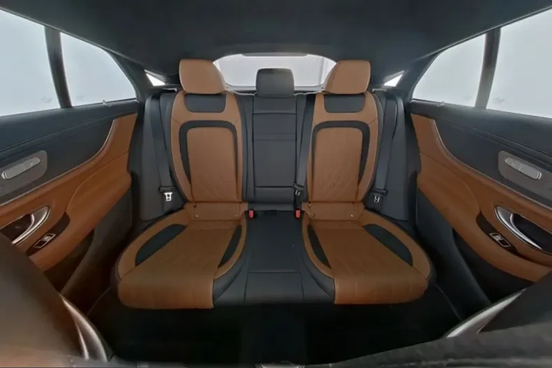 Mercedes-Benz AMG GT (Clasa GT) din 2025 cu 19.025 km - oferta MER199855 - foto 7