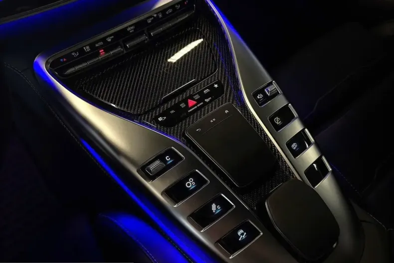 Mercedes-Benz AMG GT (Clasa GT) din 2024 cu 14.000 km - oferta MER199858 - foto 27