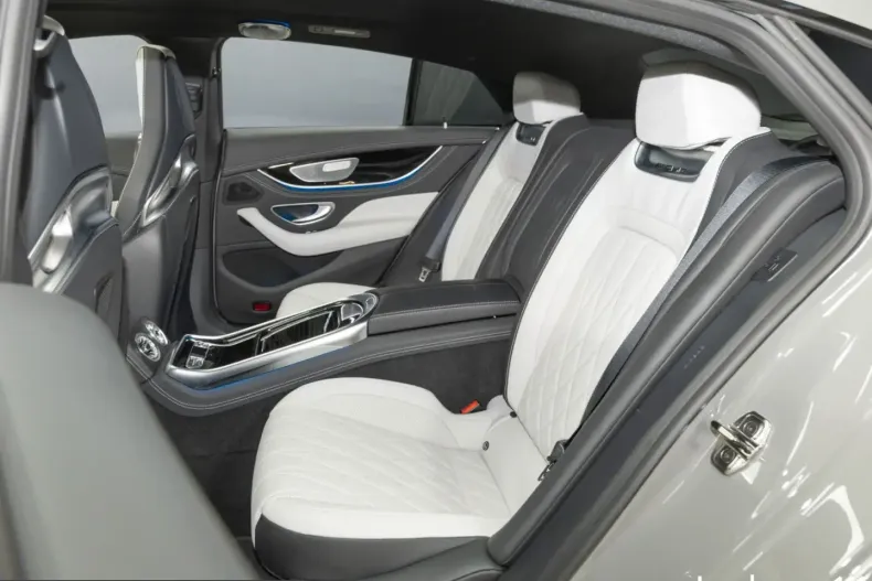 Mercedes-Benz AMG GT (Clasa GT) din 2025 cu 16.817 km - oferta MER199859 - foto 15