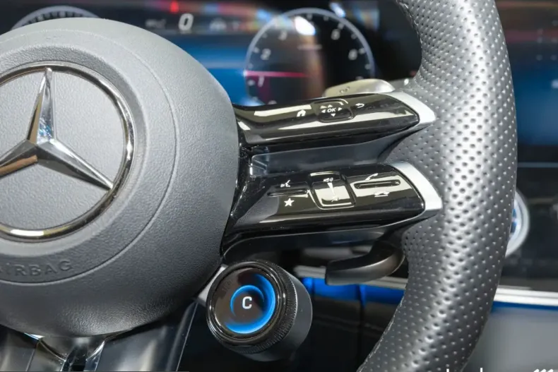 Mercedes-Benz AMG GT (Clasa GT) din 2025 cu 16.817 km - oferta MER199859 - foto 23