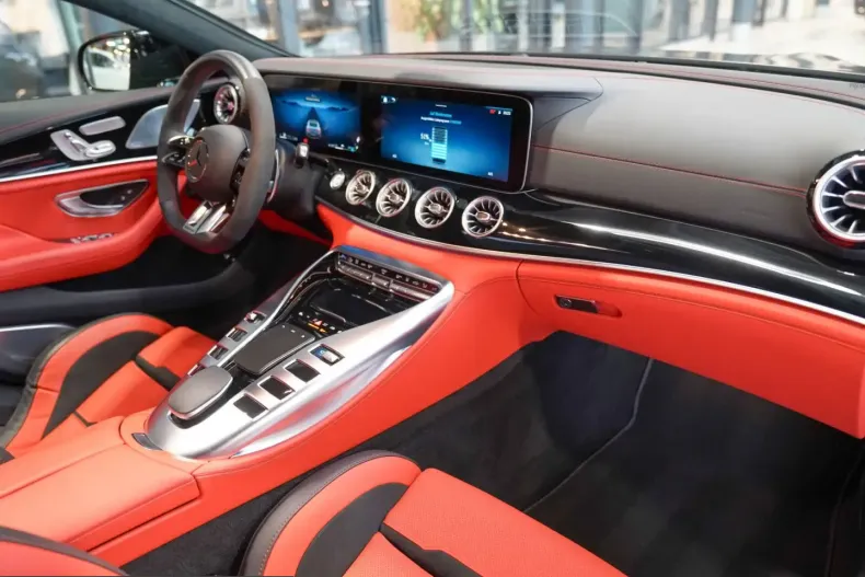 Mercedes-Benz AMG GT (Clasa GT) din 2025 cu 5.637 km - oferta MER199866 - foto 9