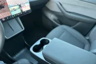 Tesla Model Y din 2025 cu 2.300 km - oferta TES199869 - foto 11