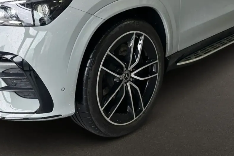 Mercedes-Benz GLE 450 (Clasa GLE) din 2025 cu 22.900 km - oferta MER199875 - foto 8