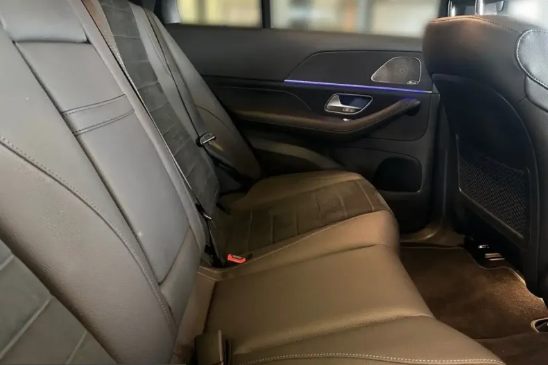 Mercedes-Benz GLE 450 (Clasa GLE) din 2025 cu 22.900 km - oferta MER199875 - foto 13