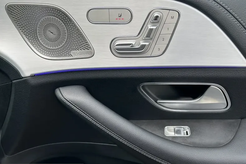 Mercedes-Benz GLE 300 (Clasa GLE) din 2024 cu 44.500 km - oferta MER199876 - foto 15