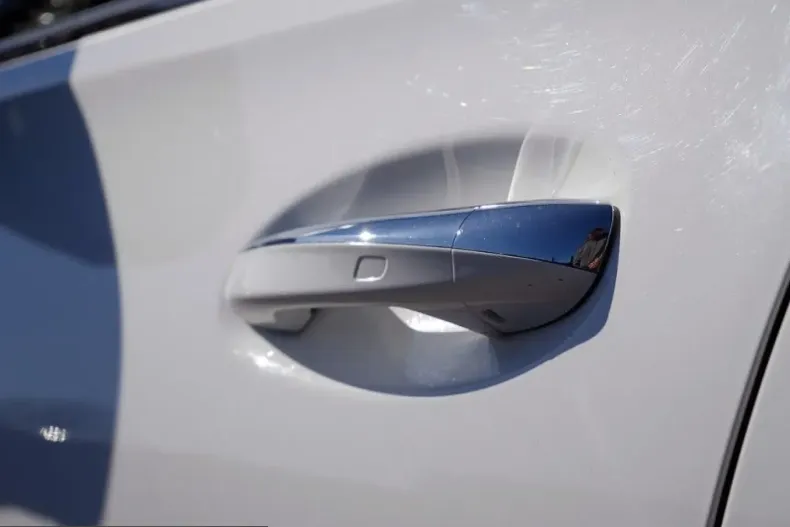 Mercedes-Benz GLE 300 (Clasa GLE) din 2024 cu 32.587 km - oferta MER199877 - foto 12