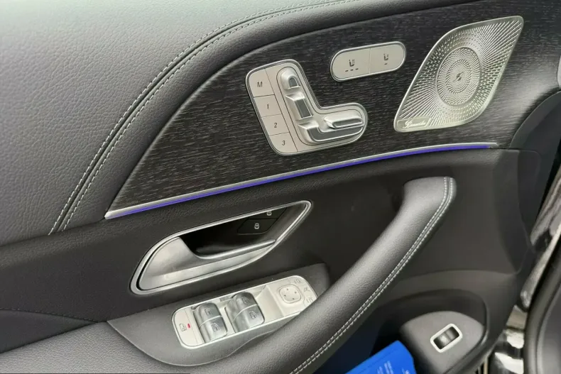 Mercedes-Benz GLE 450 (Clasa GLE) din 2025 cu 8.500 km - oferta MER199878 - foto 17