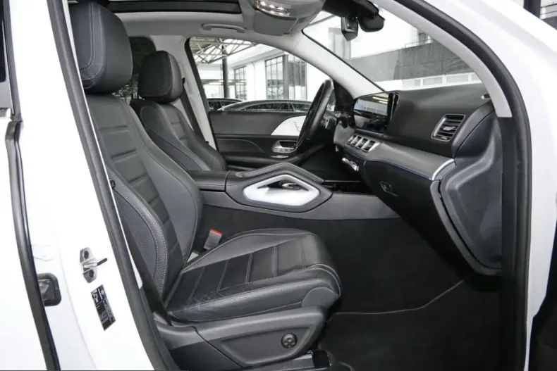 Mercedes-Benz GLE 450 (Clasa GLE) din 2024 cu 29.300 km - oferta MER199879 - foto 8