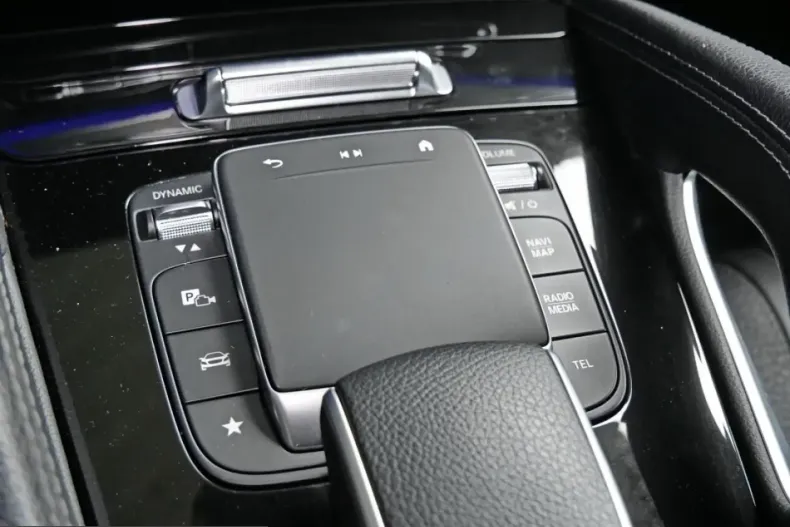 Mercedes-Benz GLE 450 (Clasa GLE) din 2024 cu 29.300 km - oferta MER199879 - foto 14