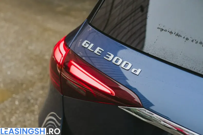 Mercedes-Benz GLE 300 (Clasa GLE) din 2025 cu 3.960 km - oferta MER199880 - foto 9