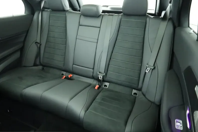 Mercedes-Benz GLE 300 (Clasa GLE) din 2025 cu 4.999 km - oferta MER199882 - foto 18