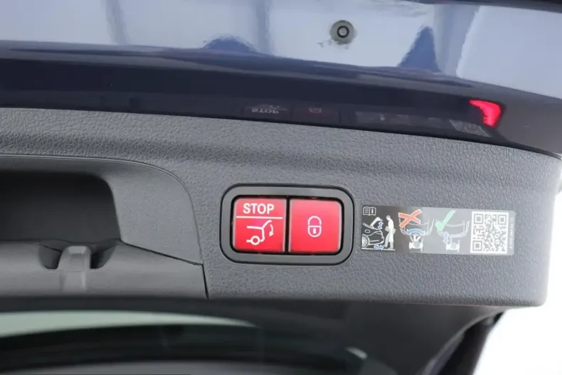 Mercedes-Benz GLE 300 (Clasa GLE) din 2025 cu 4.999 km - oferta MER199882 - foto 25