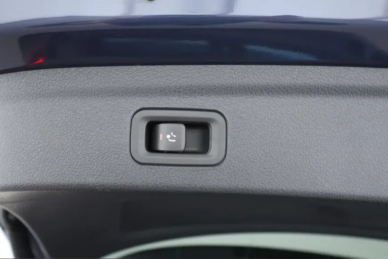 Mercedes-Benz GLE 300 (Clasa GLE) din 2025 cu 4.999 km - oferta MER199882 - foto 26