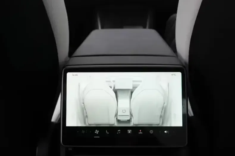 Tesla Model Y din 2026 cu 10 km - oferta TES199883 - foto 16