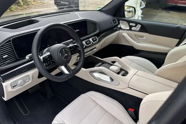 Mercedes-Benz GLE 450 (Clasa GLE) din 2024 cu 14.900 km - oferta MER199884 - foto 14