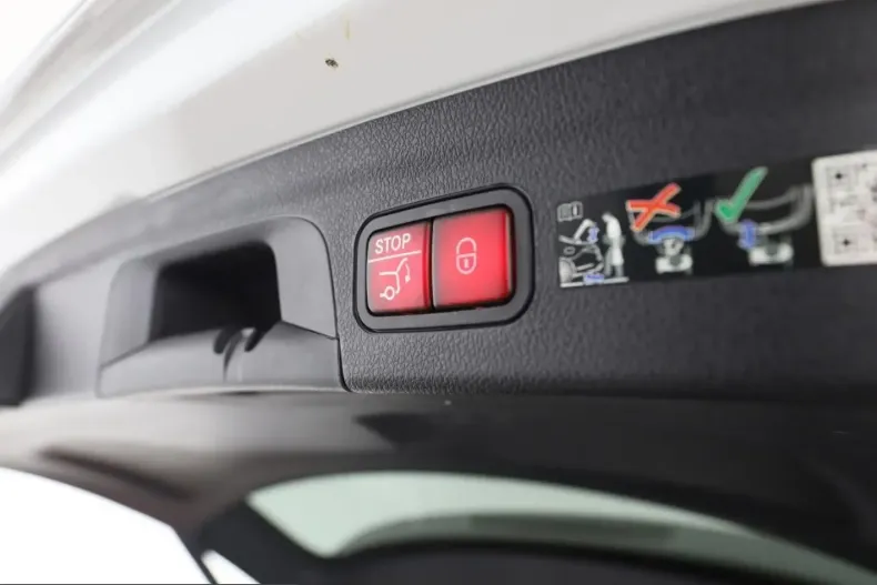 Mercedes-Benz GLE 450 (Clasa GLE) din 2025 cu 21.607 km - oferta MER199890 - foto 23