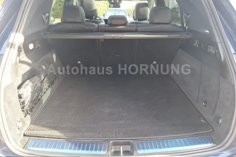 Mercedes-Benz GLE 300 (Clasa GLE) din 2025 cu 3.668 km - oferta MER199892 - foto 5