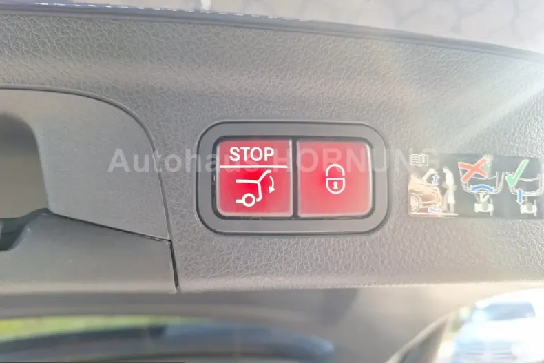 Mercedes-Benz GLE 300 (Clasa GLE) din 2025 cu 3.668 km - oferta MER199892 - foto 7