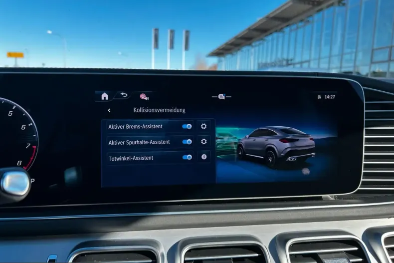 Mercedes-Benz GLE 63 AMG (Clasa GLE) din 2024 cu 58.456 km - oferta MER199894 - foto 24