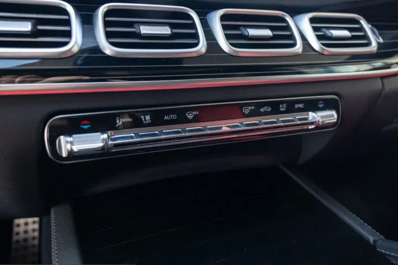 Mercedes-Benz GLE 450 (Clasa GLE) din 2024 cu 32.800 km - oferta MER199901 - foto 19