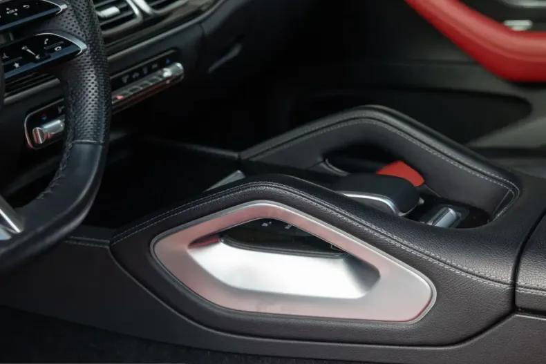 Mercedes-Benz GLE 450 (Clasa GLE) din 2024 cu 32.800 km - oferta MER199901 - foto 29