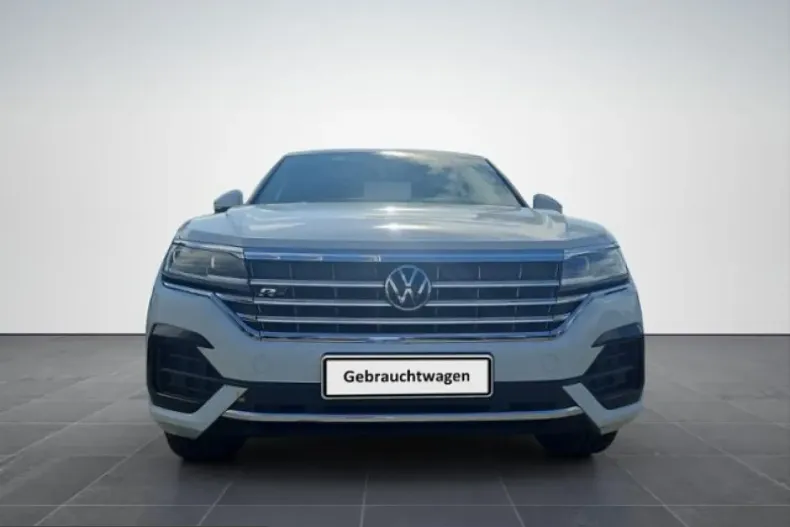 Volkswagen Touareg din 2021 cu 102.324 km - oferta VOL199905 - foto 2