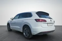 Volkswagen Touareg din 2021 cu 102.324 km - oferta VOL199905 - foto 4
