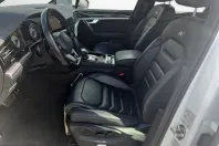 Volkswagen Touareg din 2021 cu 102.324 km - oferta VOL199905 - foto 11