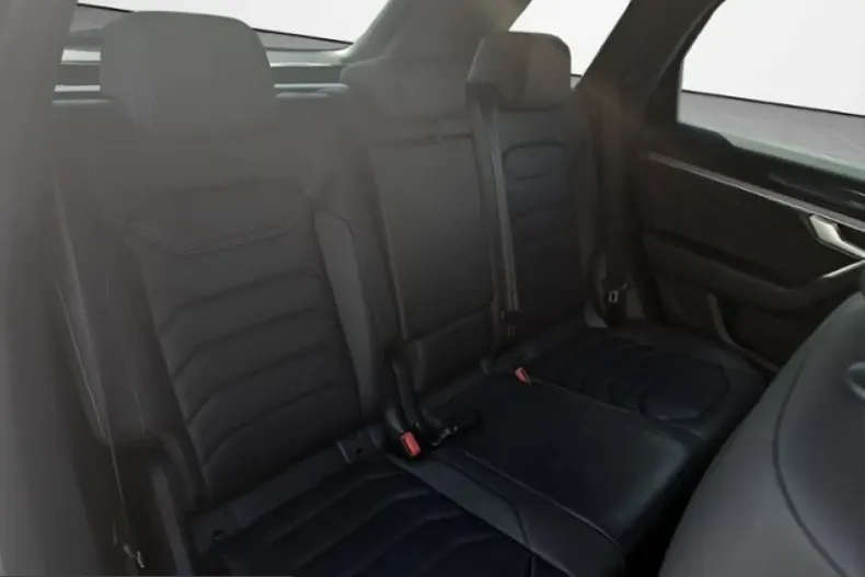 Volkswagen Touareg din 2021 cu 102.324 km - oferta VOL199905 - foto 15