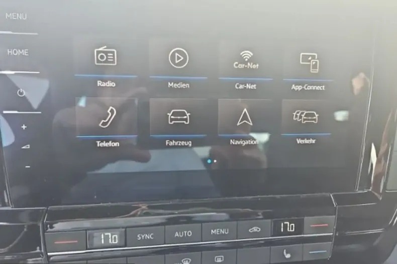 Volkswagen Touareg din 2021 cu 102.324 km - oferta VOL199905 - foto 18