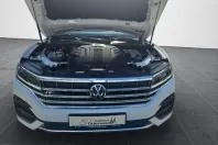 Volkswagen Touareg din 2021 cu 102.324 km - oferta VOL199905 - foto 21