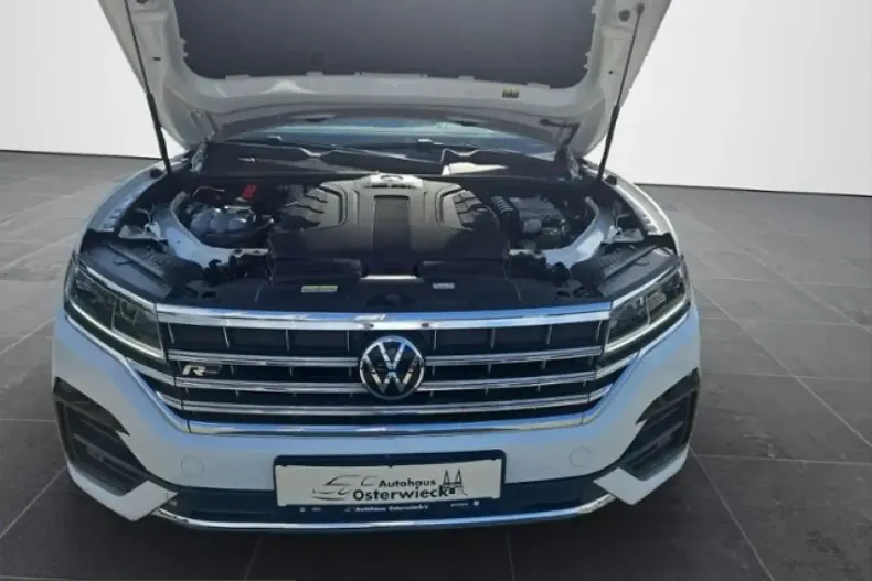 Volkswagen Touareg din 2021 cu 102.324 km - oferta VOL199905 - foto 21