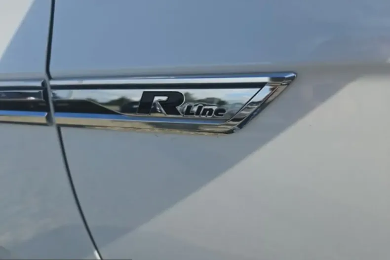 Volkswagen Touareg din 2021 cu 102.324 km - oferta VOL199905 - foto 23