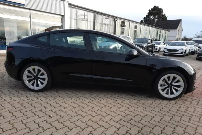 Tesla Model 3 din 2026 cu 10 km - oferta TES199906 - foto 4