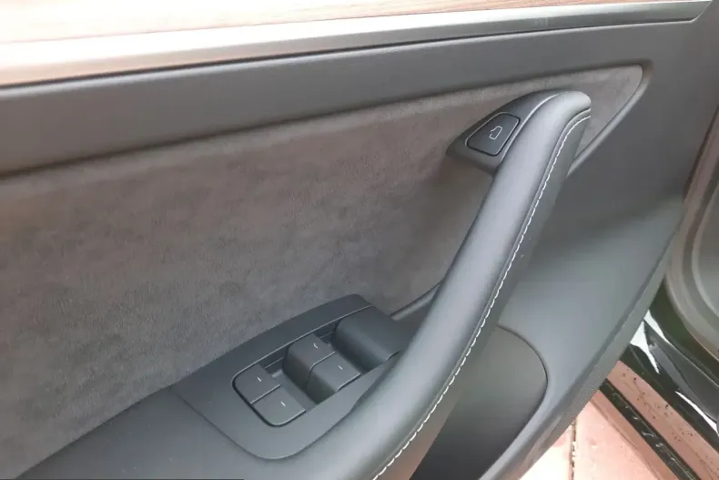 Tesla Model 3 din 2026 cu 10 km - oferta TES199906 - foto 20