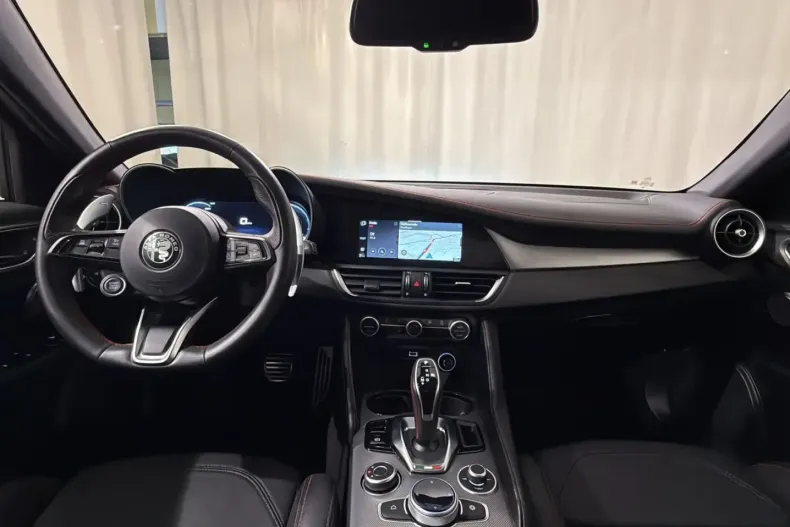 Alfa Romeo Giulia din 2023 cu 20.090 km - oferta ALF199912 - foto 5